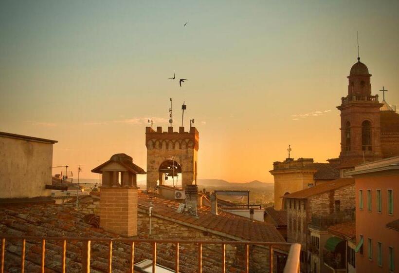 Suite with lake view, Boutique Castiglione Del Lago