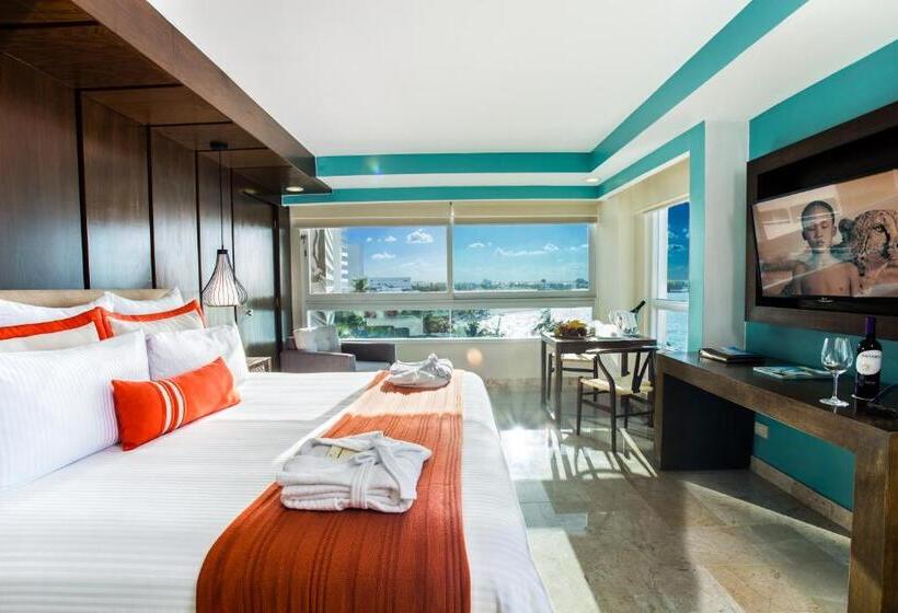 Люкс Мастер, Dreams Sands Cancun Resort & Spa