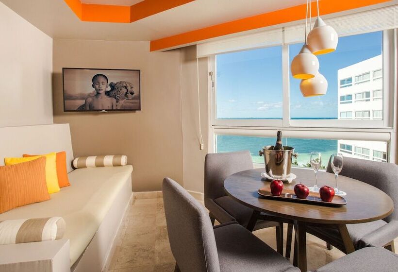 Family Suite, Dreams Sands Cancun Resort & Spa