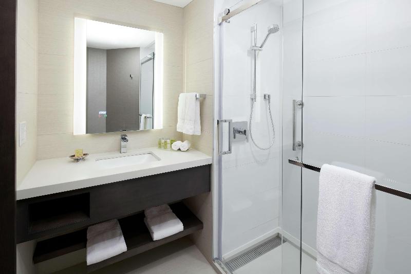 スタンダードシティビュールーム, Doubletree By Hilton Montreal