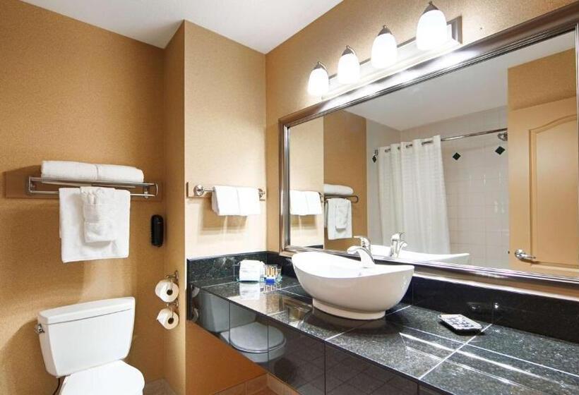 Номер Стандартный Кровать Куин, Prestige Radium Hot Springs Resort, Worldhotels Crafted