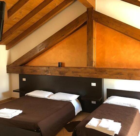 Четырехместный Номер Стандарт, La Siesta Bed&residence