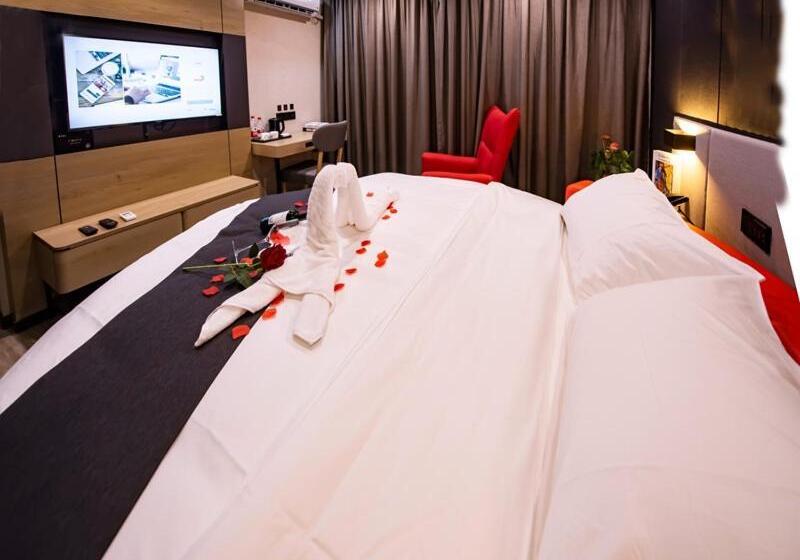 Romantic Room, Thank Inn Chain Hotel Guangdong Qingyuan Fogang County 106 National Road