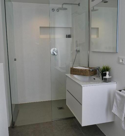 اتاق استاندارد, Amare Suite & Apartments