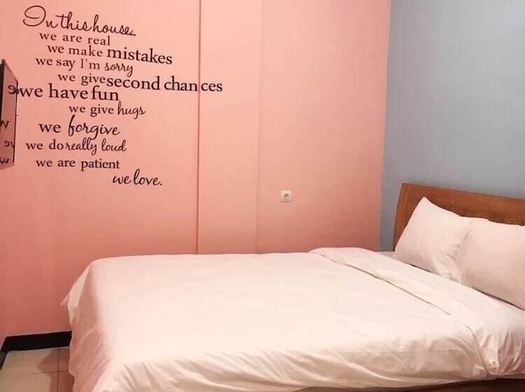 豪华房间, Roomz Budget Residence