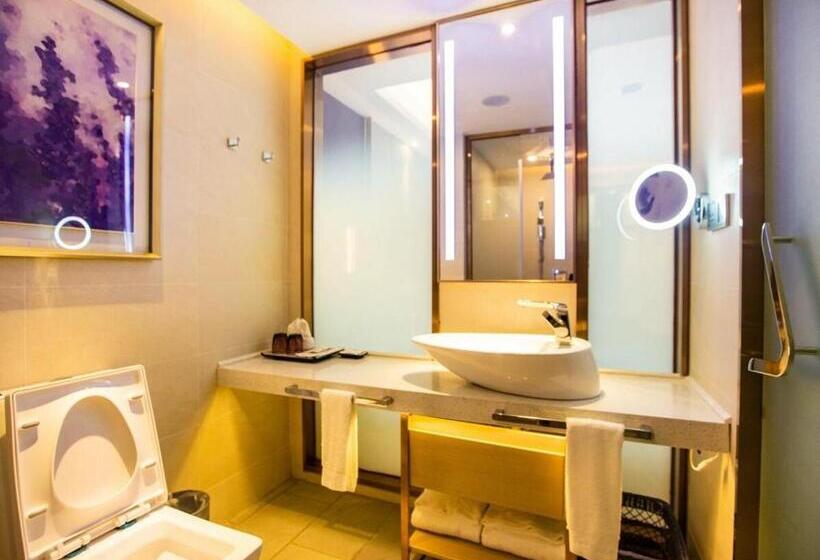 Семейный Номер Deluxe, Lavande Hotel Mianyang Jiangyou Monument