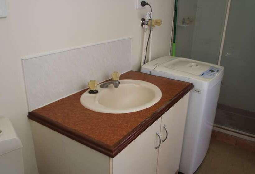 Номер Стандарт, Aaok Karratha Caravan Park