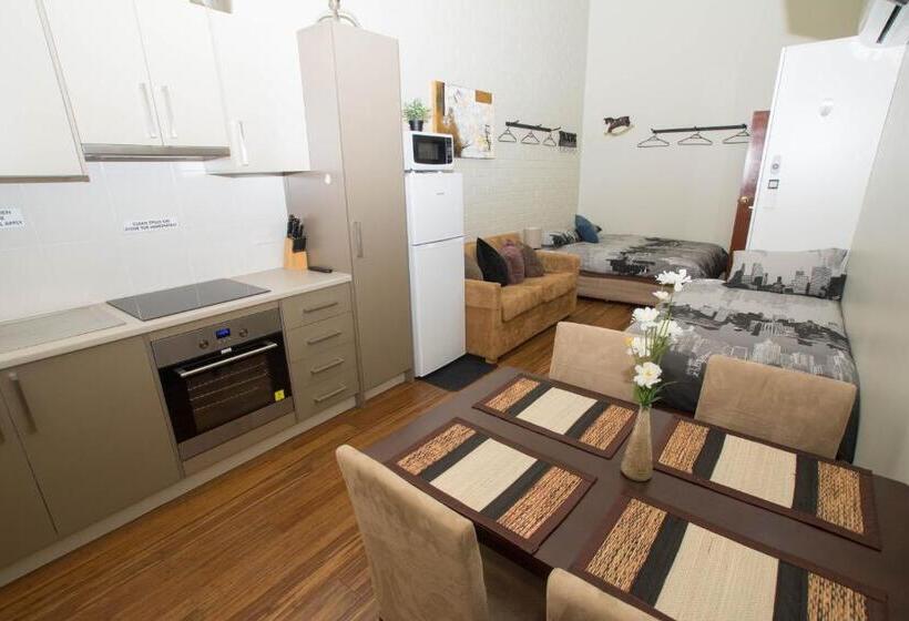 침실 1개 아파트, Westside Studio Apartments