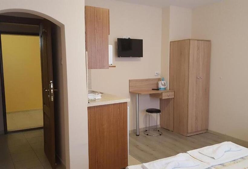 חדר משפחתי, Guest House Diamandievi