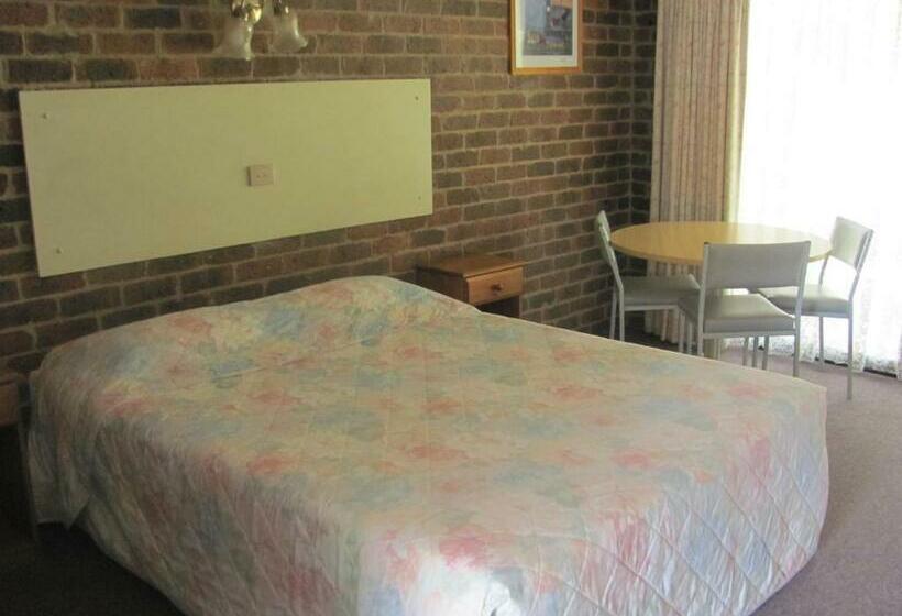 Семейный Номер, Barham Colonial Motel