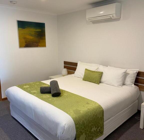 스탠다드 스튜디오 킹침대, Lake Albert Motel