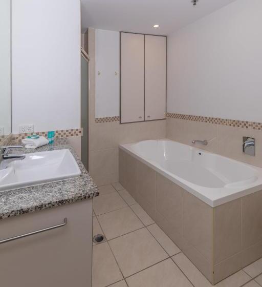 3침실 프리미엄 아파트, The Waterford Prestige Apartments