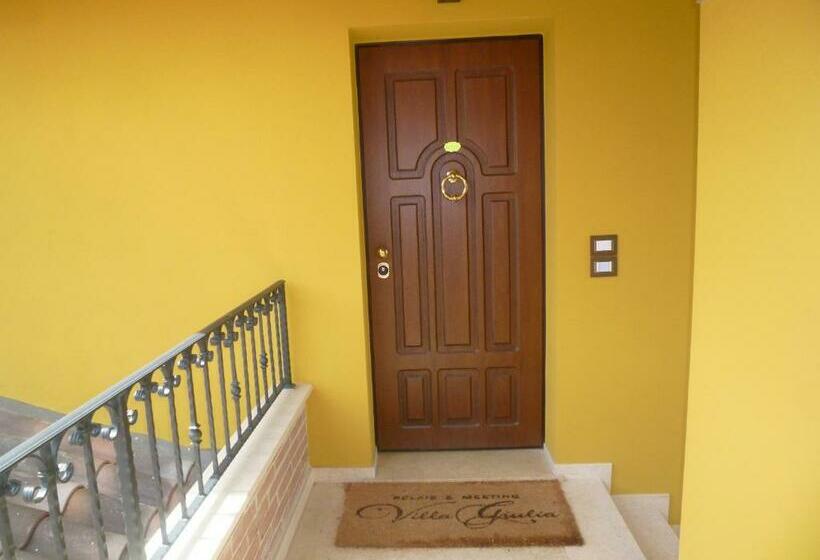 침실 3개 주택, Relais Villa Giulia