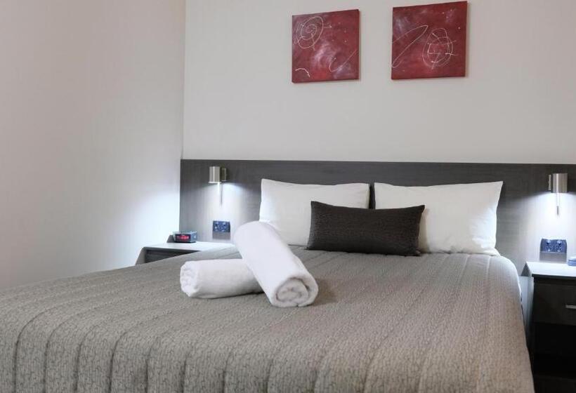 수피리어 룸, Loddon River Motel