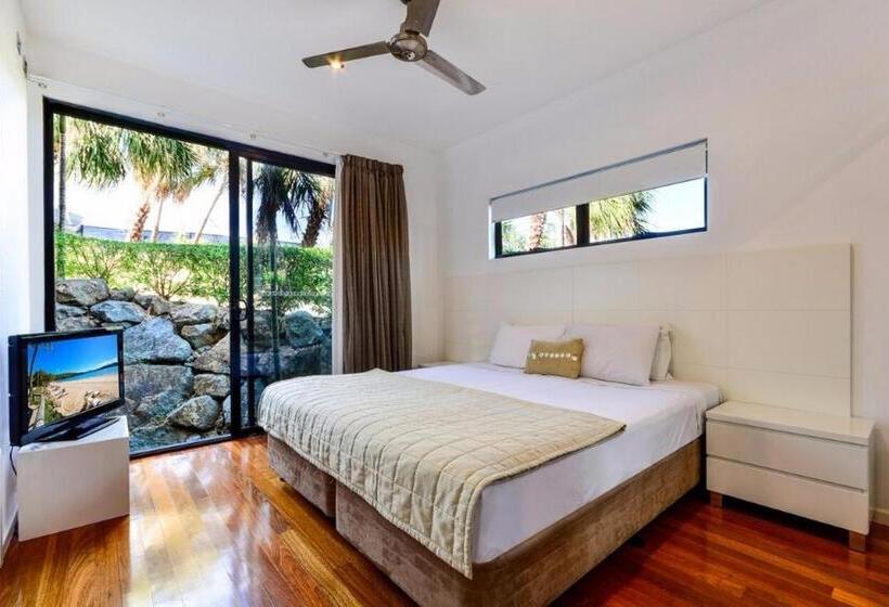 דירת 2 חדרים נוף לים, Pinnacle Apartments