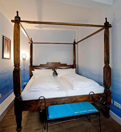 ベーシックルーム, Weinreich, Gästezimmer & Weinstube