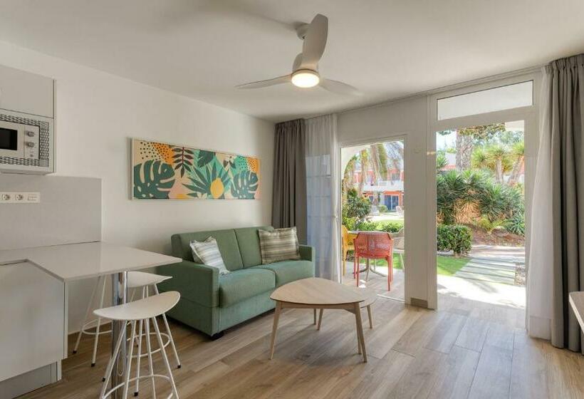 בקתה סופריור, Bungalows Cordial Green Golf