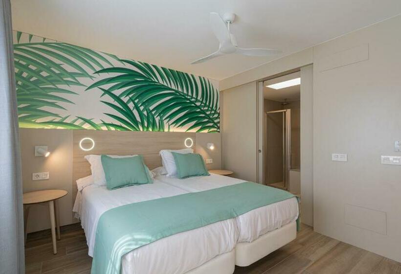 בקתה סופריור, Bungalows Cordial Green Golf