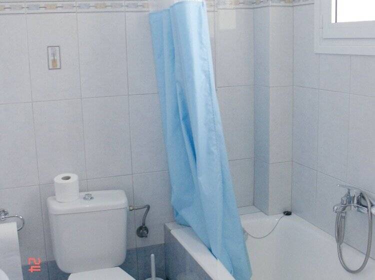 Номер Стандарт Трехместный, Kronio