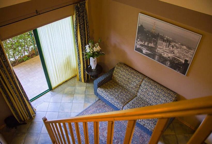 Номер Стандарт Трехместный, Ristorante La Perla