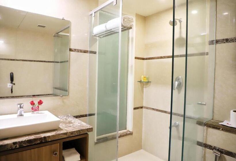 Номер Deluxe, Boulevard 9 Luxury Resort & Spa
