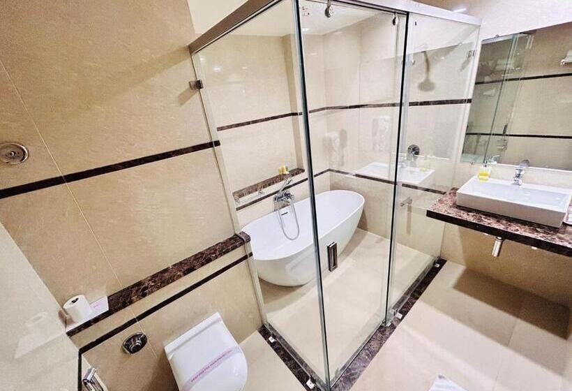 Номер Deluxe, Boulevard 9 Luxury Resort & Spa