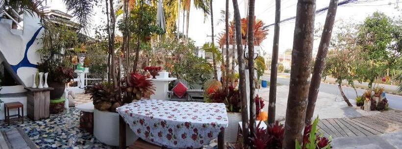 Трехместный Номер Стандарт с Балконом, Banthorphan Resort