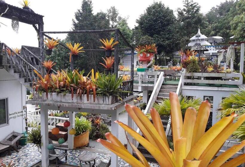 Семейный Номер, Banthorphan Resort
