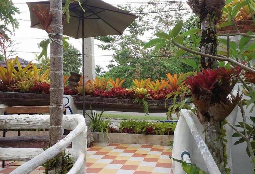 家庭间, Banthorphan Resort