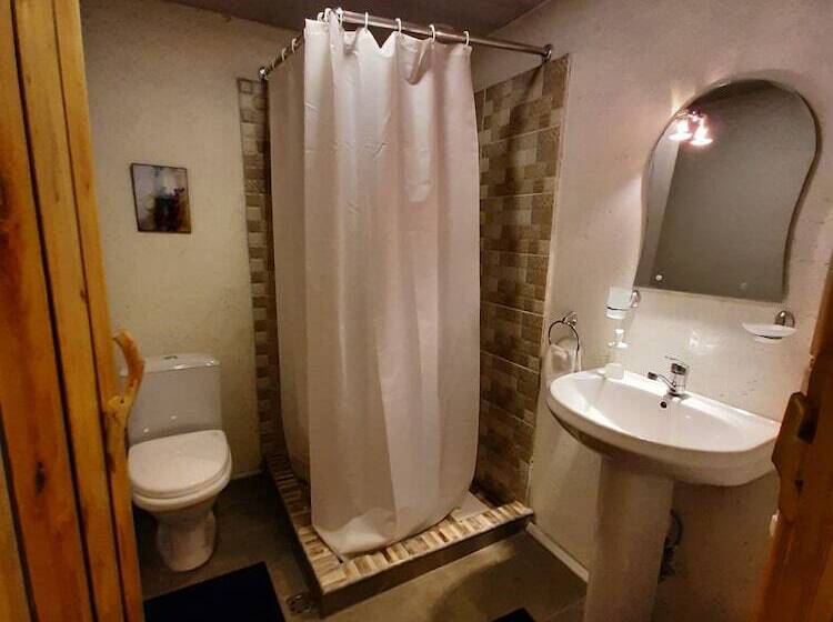 Трежместный Номер Economy, Lermont Guest House
