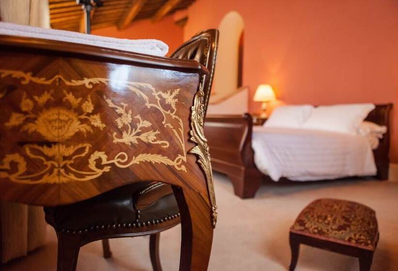 Полулюкс, Borgo Pilotti Hotel & Restaurant