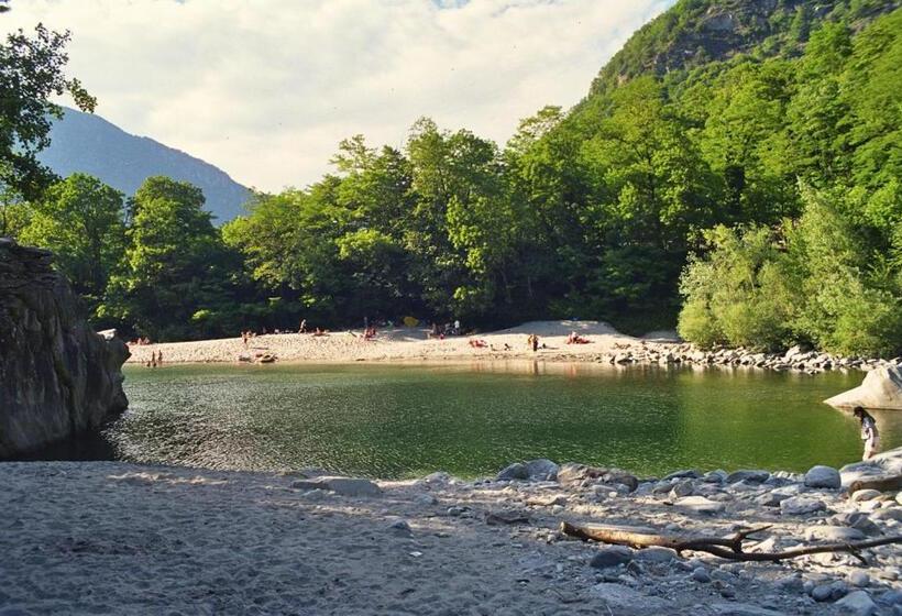 Семейный Номер Совместный Санузел, Baracca Backpacker