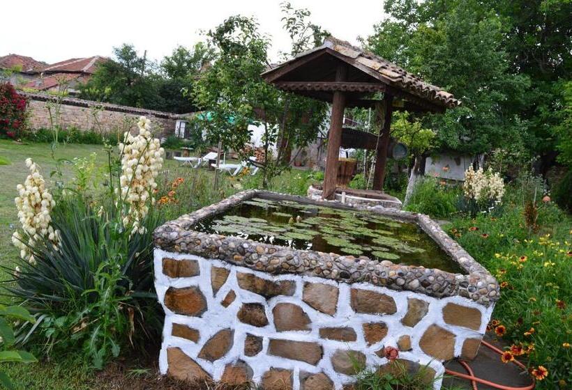 غرفة قياسية, The Old House Guest House