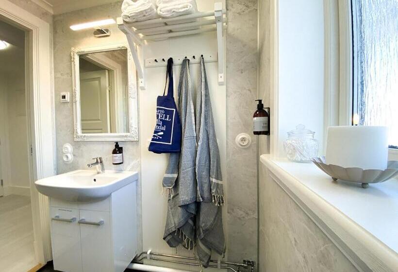 Апартаменты 1 Спальня с Террасой, Skaftö Hotell Villa Lönndal, Grundsund