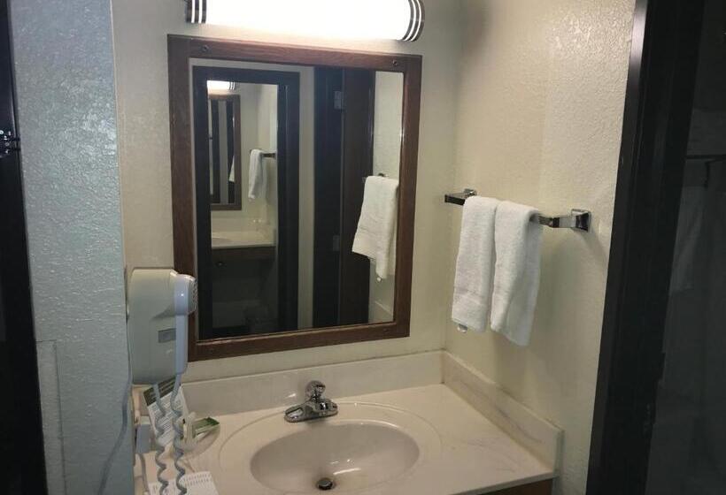 Люкс, Northwoods Inn & Suites Blackduck
