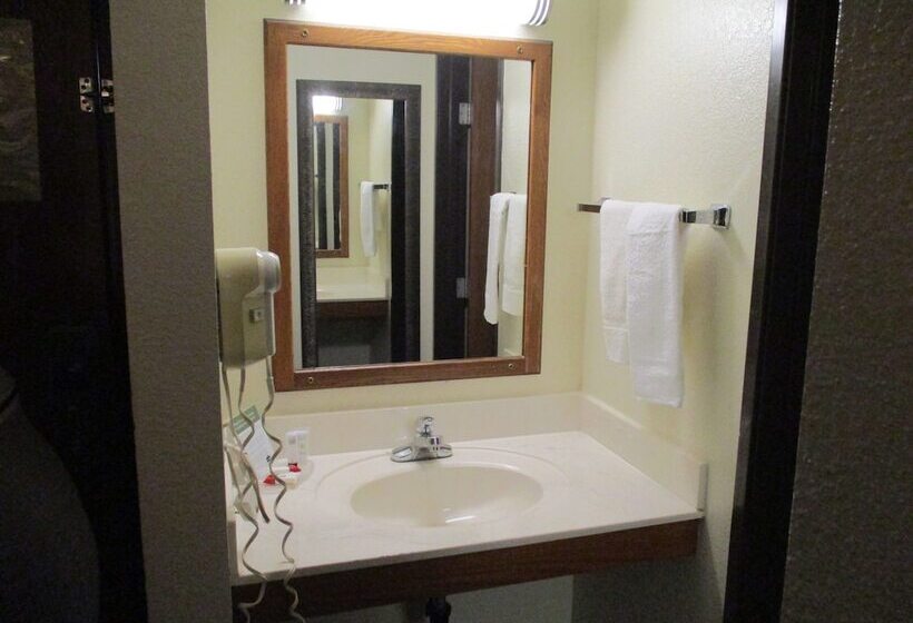 Люкс, Northwoods Inn & Suites Blackduck