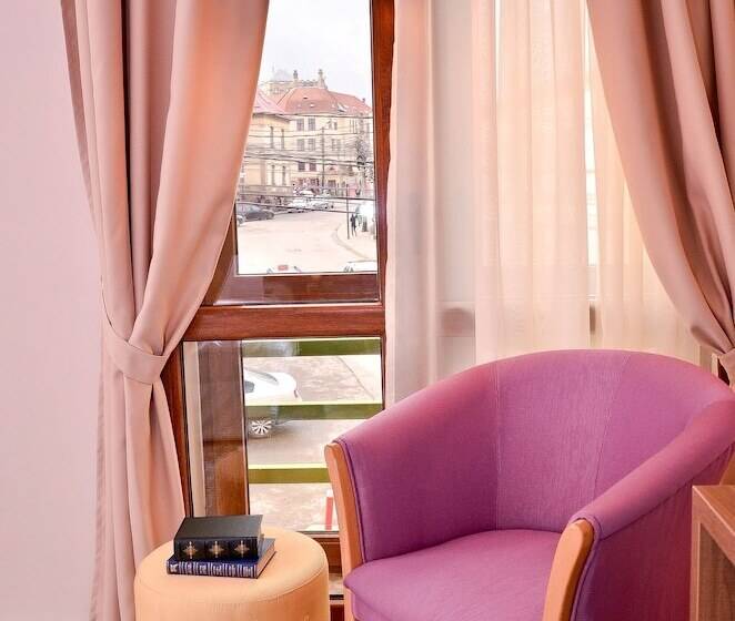 اتاق استاندارد, Capitolina City Chic