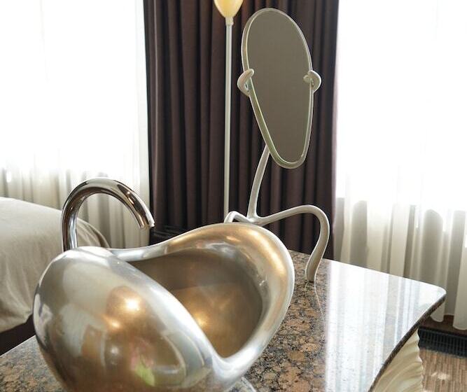 Quarto Estandar, East Hotel Hamburg