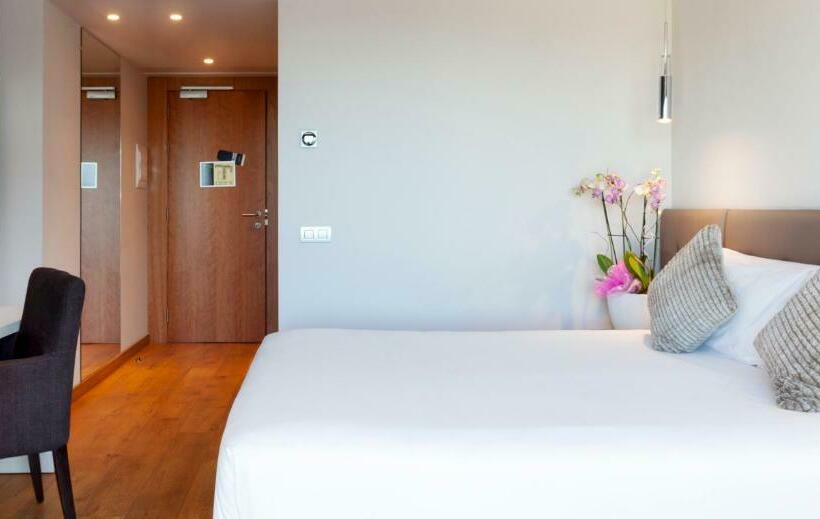 اتاق استاندارد, Sb Bcn Events 4 Sup