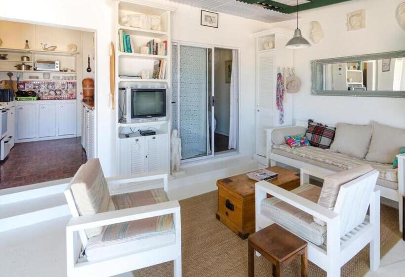 منزل غرفة نوم واحدة, Beach Cottage Kleinzee
