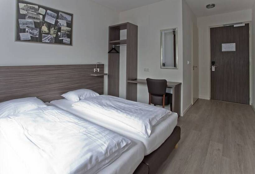 Номер Deluxe, De Keizerskroon Amsterdam Schiphol Halfweg