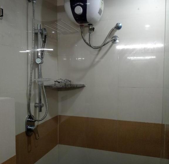 标准间, Chembiyan