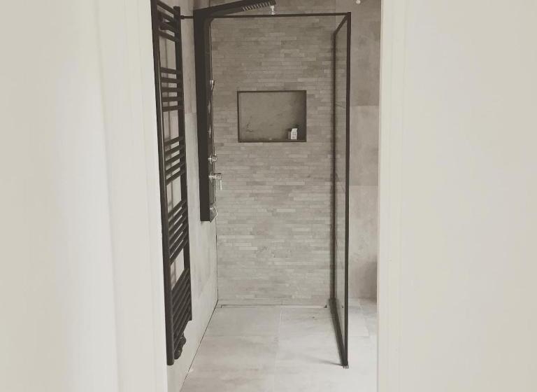 Номер Deluxe, Lyklamastate