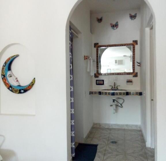 Quarto Triplo Basic, Paraiso Kora