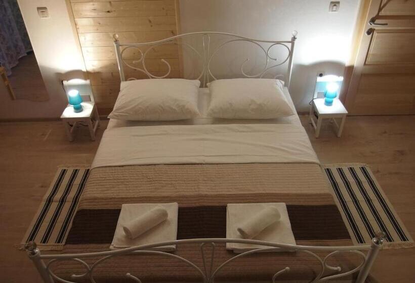 스탠다드 스튜디오, Guesthouse Casetta Verde