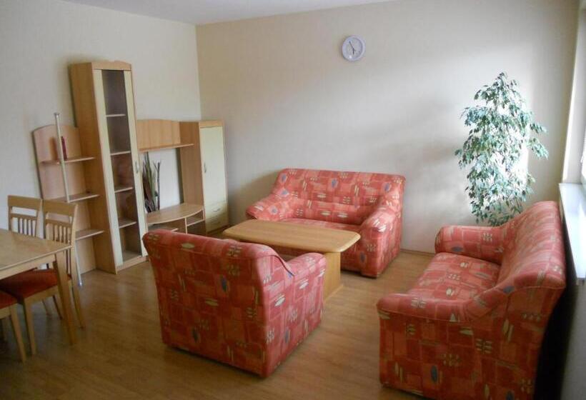Четырехместный Номер Стандарт, Penzion Kaplna
