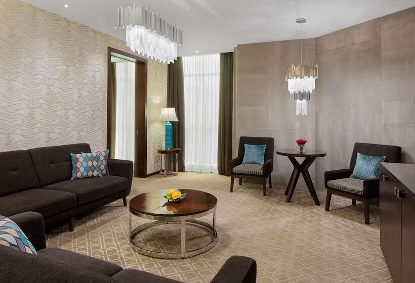 스위트, Radisson Blu Atria Bengaluru