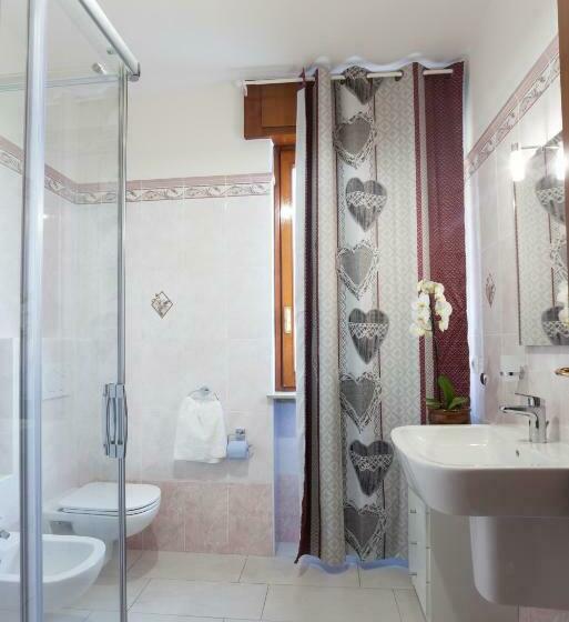 Номер Стандарт, B&b Cimetti Monica