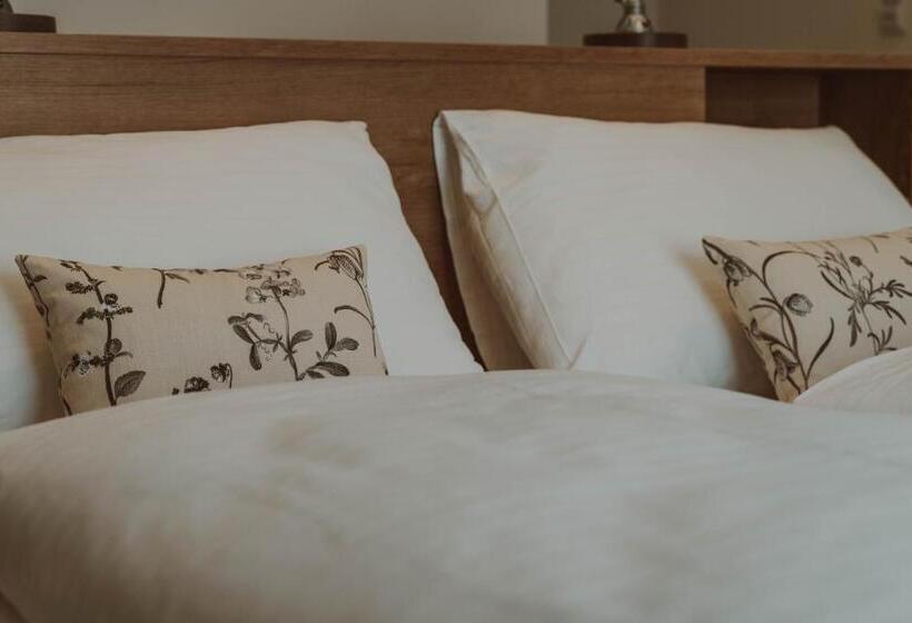이코노미 룸, Burghotel Schlaining