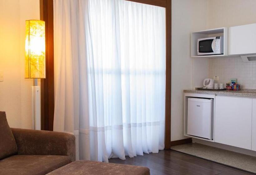 마스터 스위트, Bristol Brasil 500 Curitiba Batel